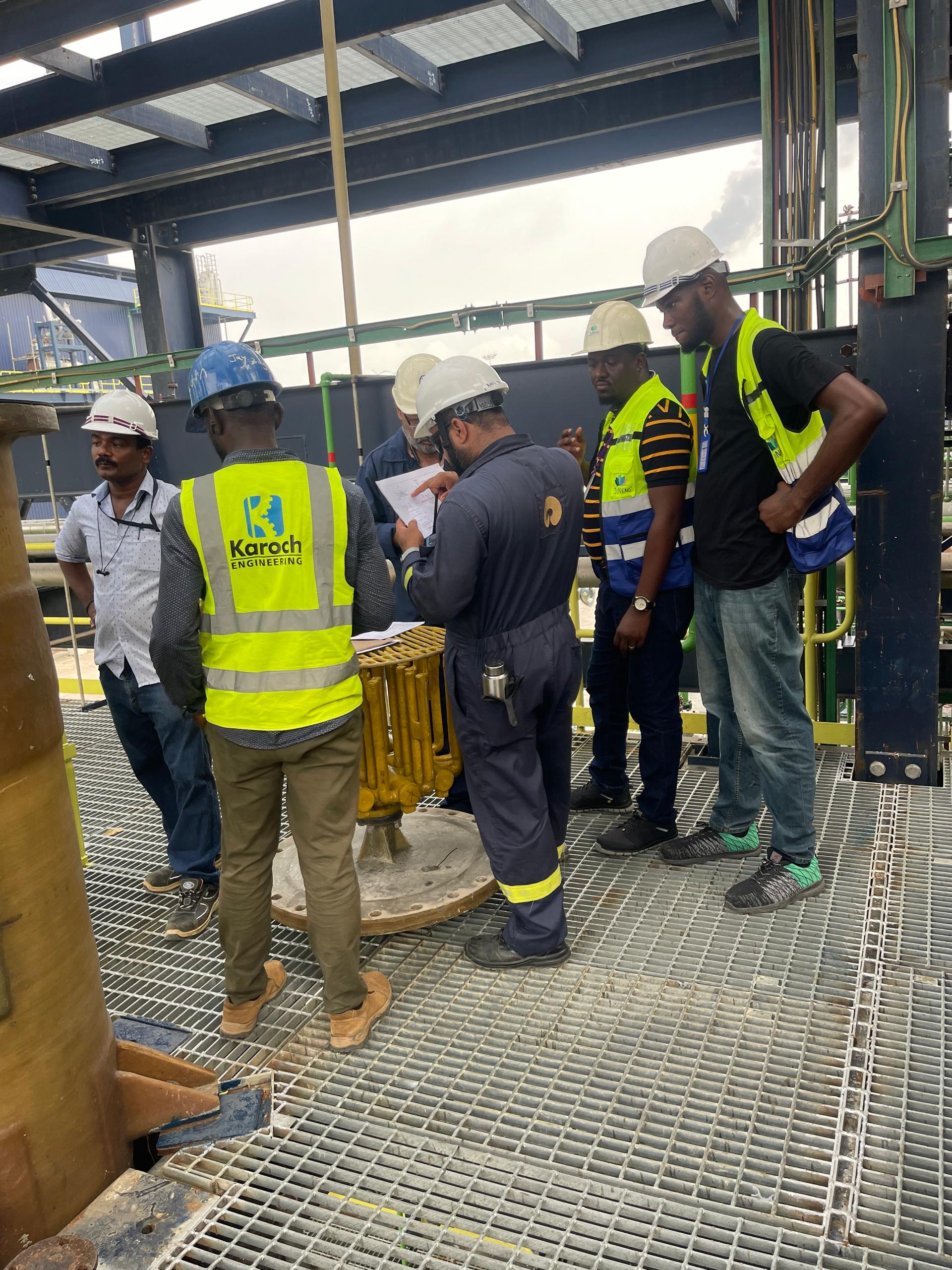 karochengineering worker